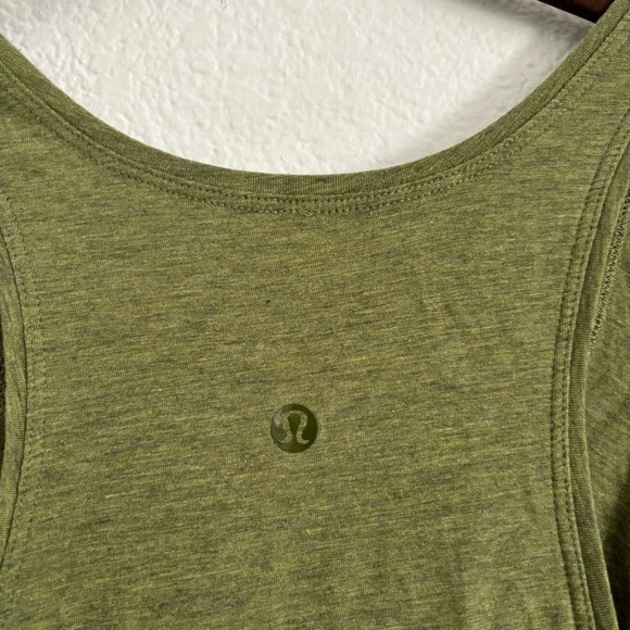 Lululemon Women's Green Athletic Sleeveless Tank Top - Picture 2 of 3